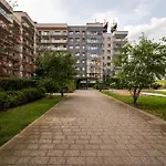 - Balcony, Fitness - By Rentujemy Apartamento