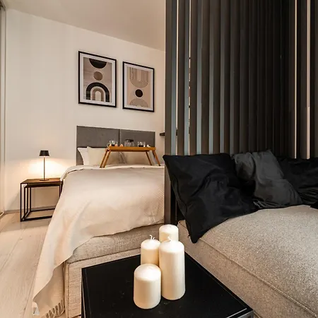 - Balcony, Fitness - By Rentujemy 브로츠와프