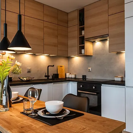 - Balcony, Fitness - By Rentujemy * Vratislav