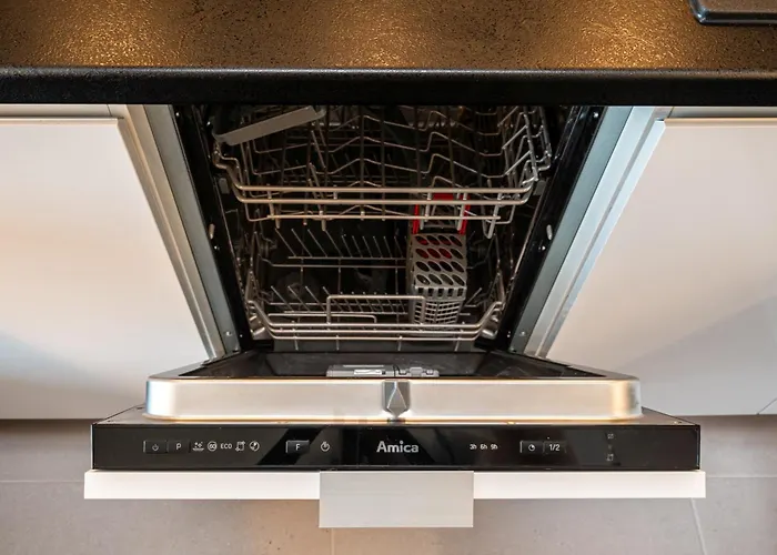 - Balcony, Fitness - By Rentujemy Lejlighed