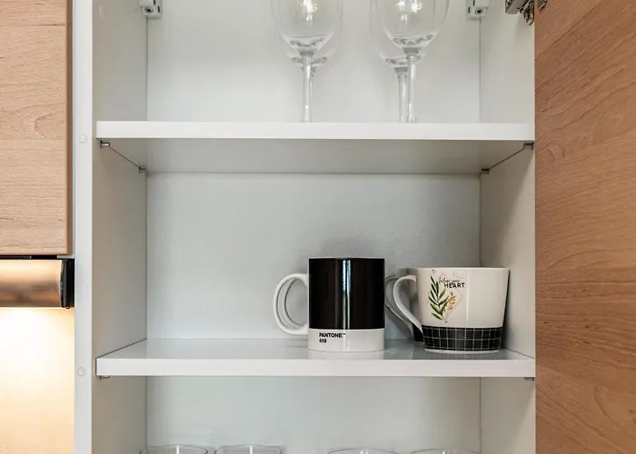 - Balcony, Fitness - By Rentujemy Lejlighed