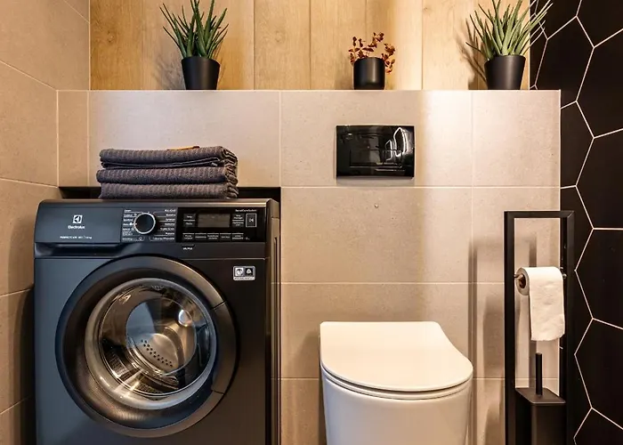 - Balcony, Fitness - By Rentujemy Lejlighed